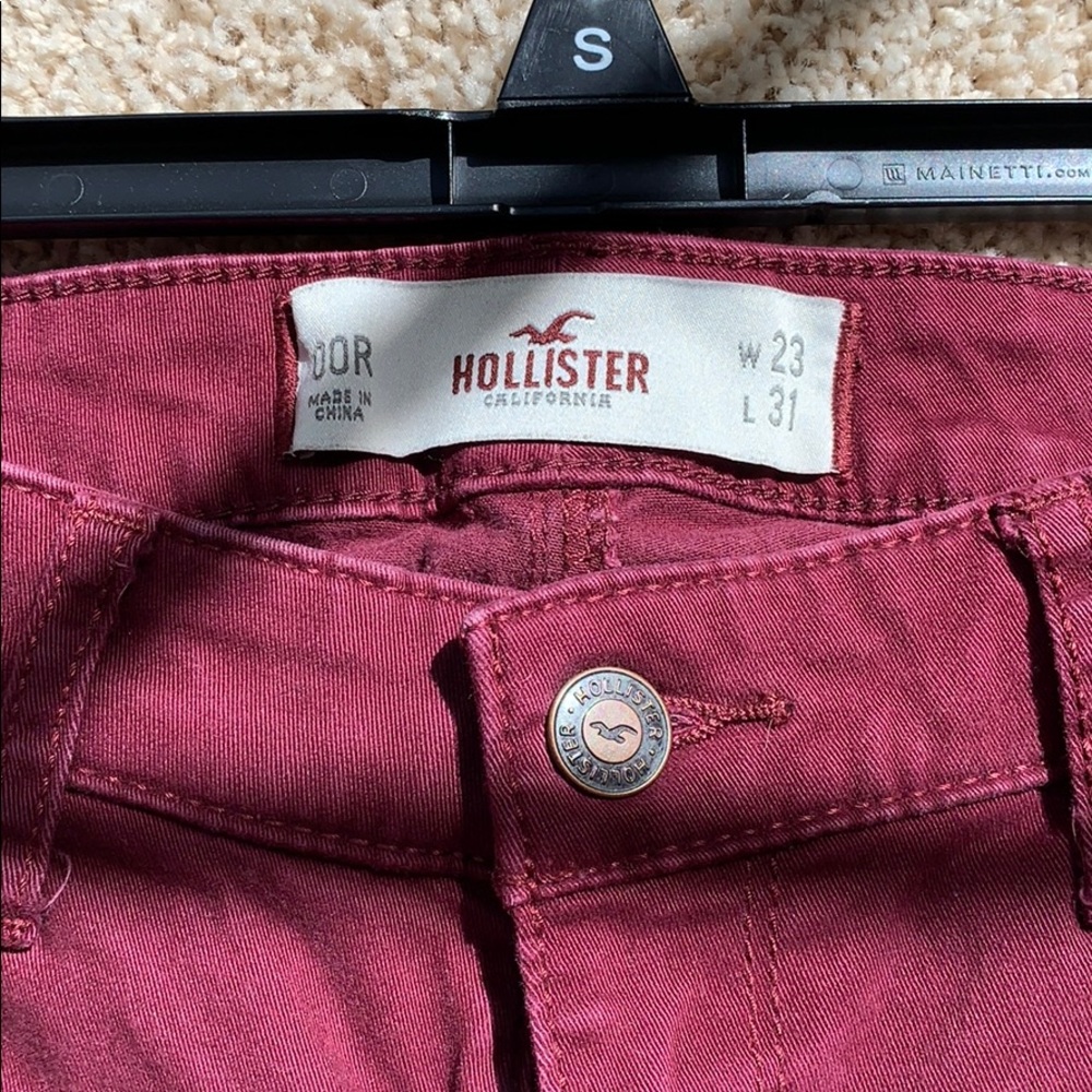 Hollister maroon jeans